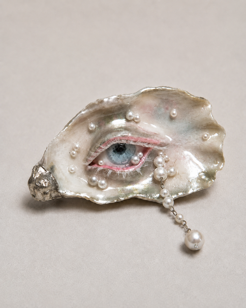 Blue Pupil Silver-Makeup oyster eye piece by Shell Oracle