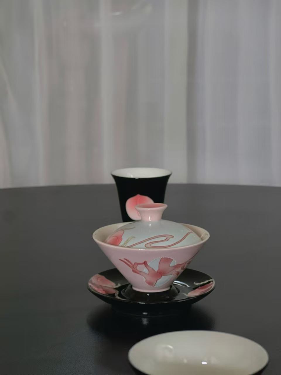 Guanyin Gaiwan with Peach Motifs
