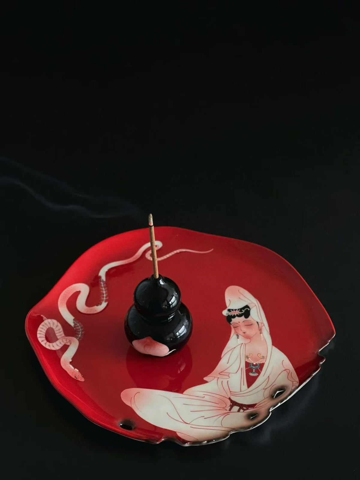 Guanyin Portrait Plate Group
