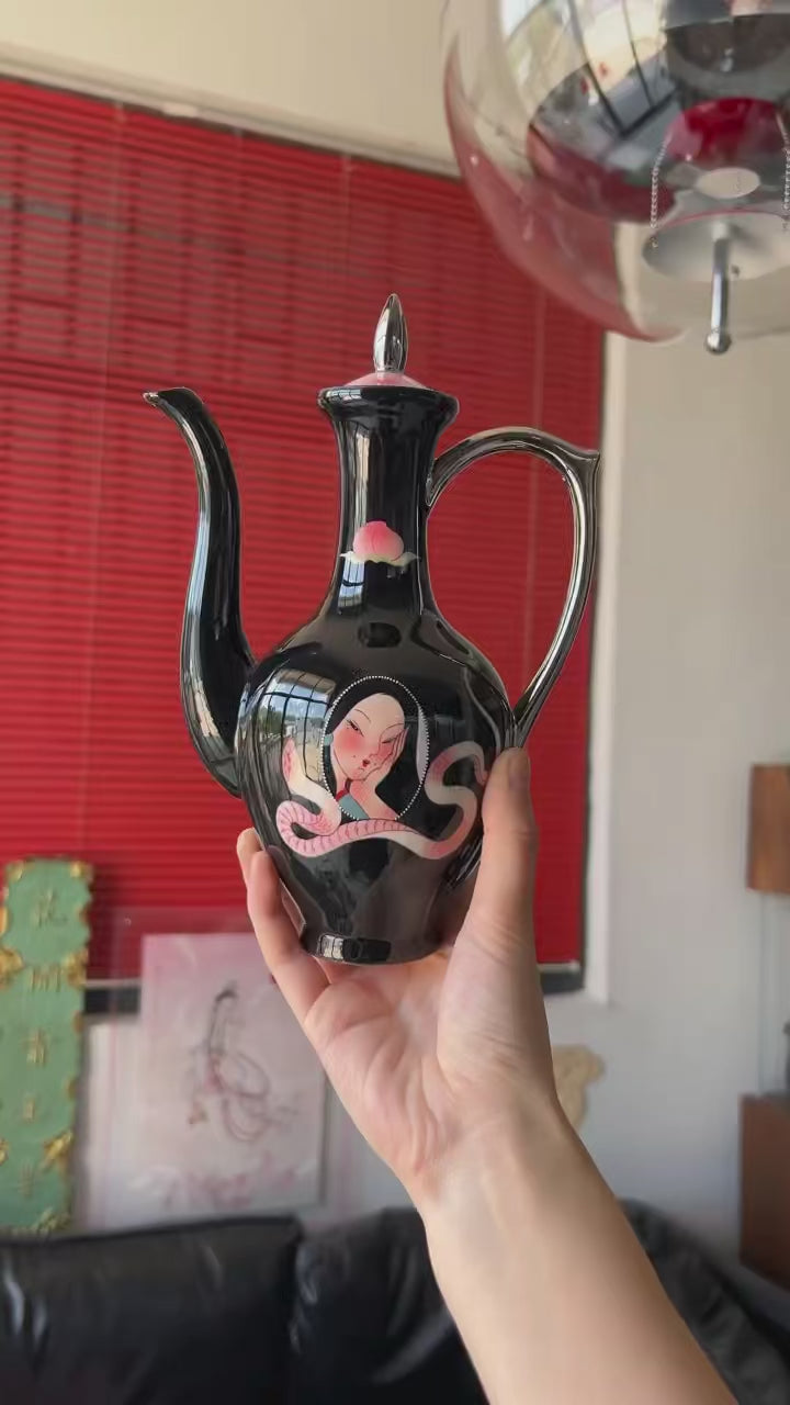 BLOOMÉ XG002 — Serpent Woman — Wine Vessel & Cup Group; source ZIP-0319